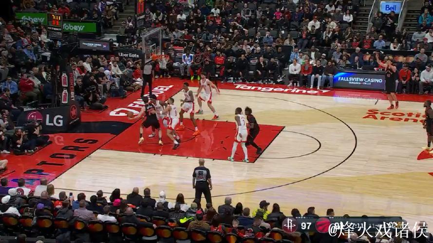 申京三分线外精准长传,助攻阿门底线空切双手空接暴扣 申京三分线外精准长传,助攻阿门底线空切双手空接暴扣